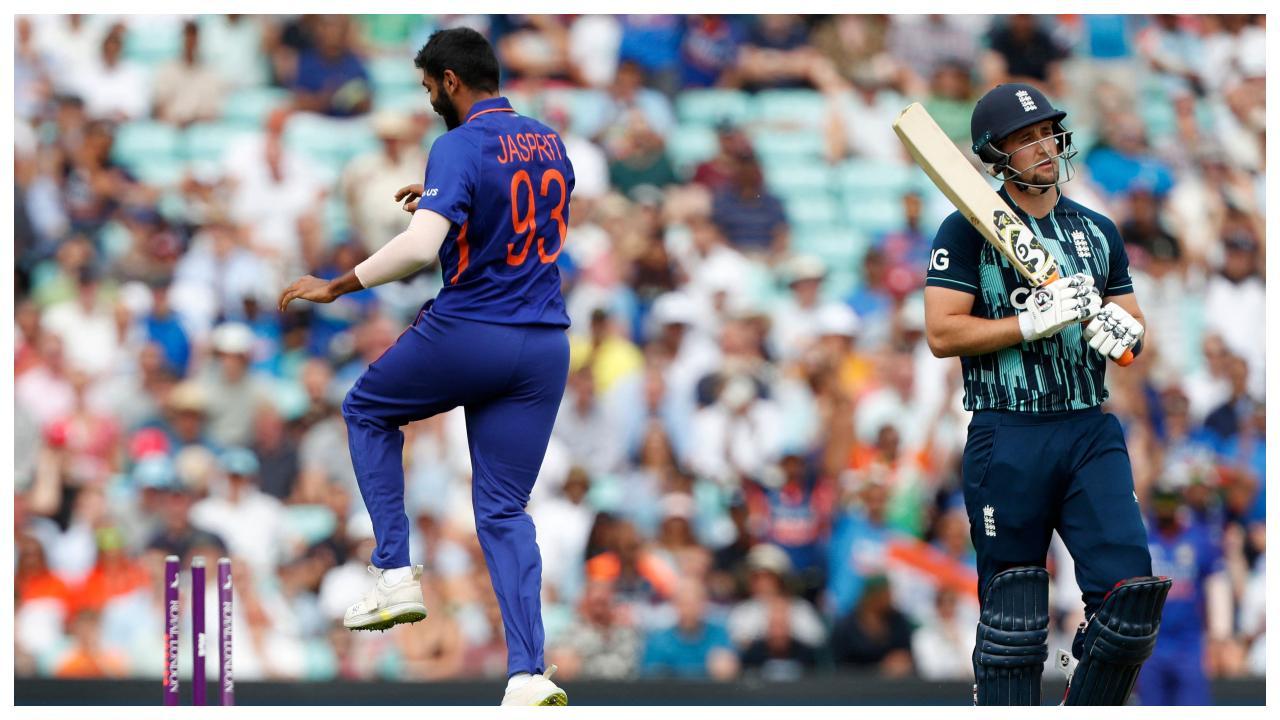 Bumrah leaves SCG for scans after experiencing back spasms